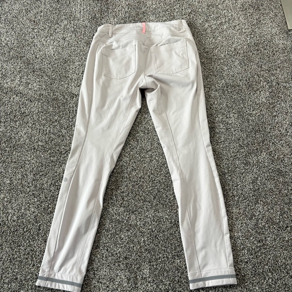 🌸Spring Sale 50% Off🌸 Lululemon Out & About Pant Dune - Picture 11 of 16
